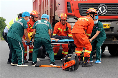 东兴区沛县道路救援